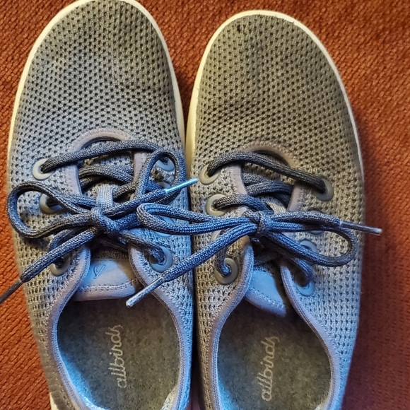Allbirds Tree Runners Gray Sneakers 8 - Picture 1 of 5
